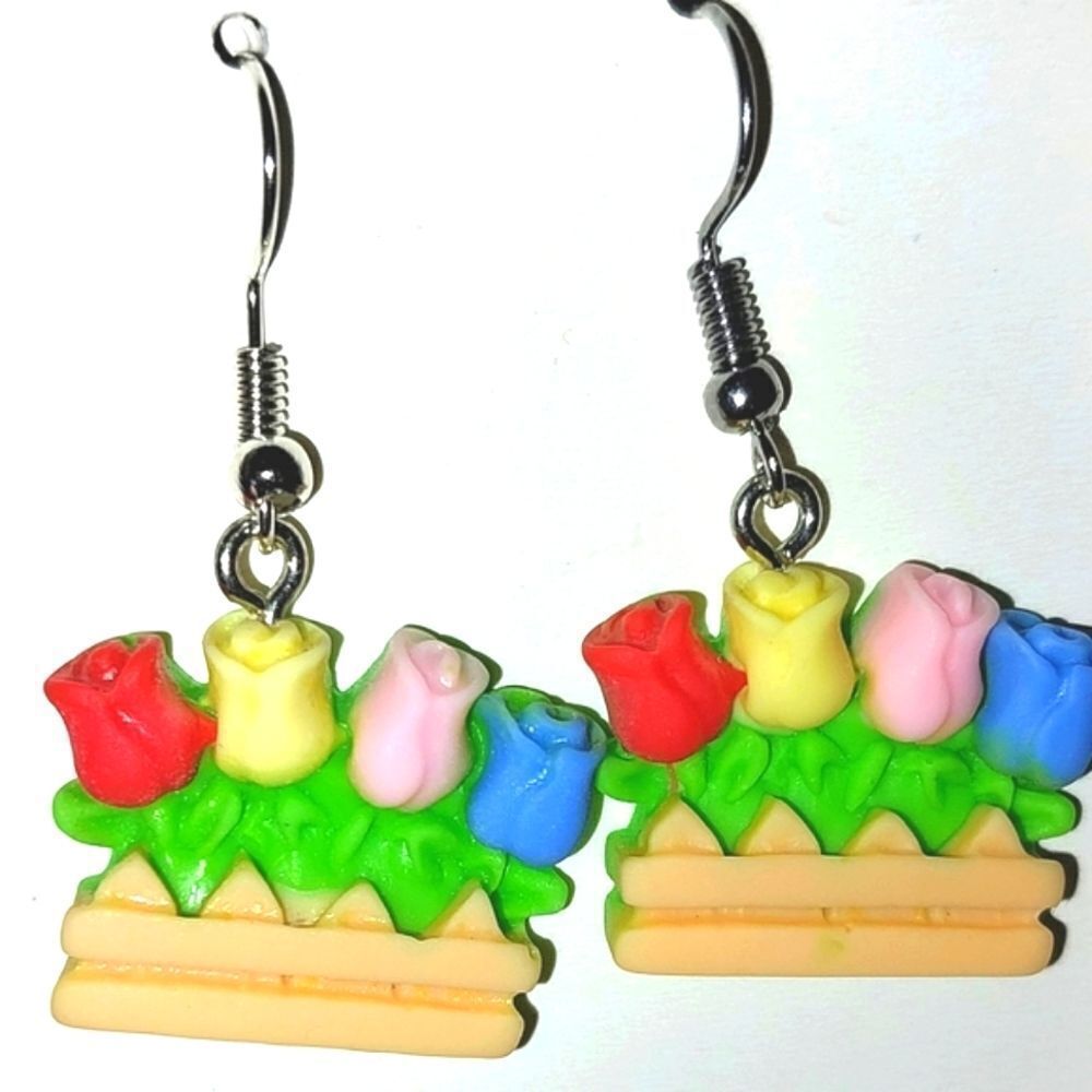 Floral Super cute, colorful, fun earrings - Picture 1 of 5